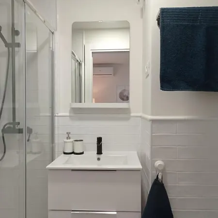 Gmc Turistics - Paseo Maritimo Apartment *