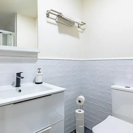 Gmc Turistics - Paseo Maritimo * Estepona