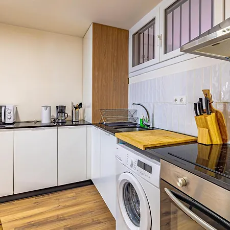 Gmc Turistics - Paseo Maritimo 埃斯特波纳